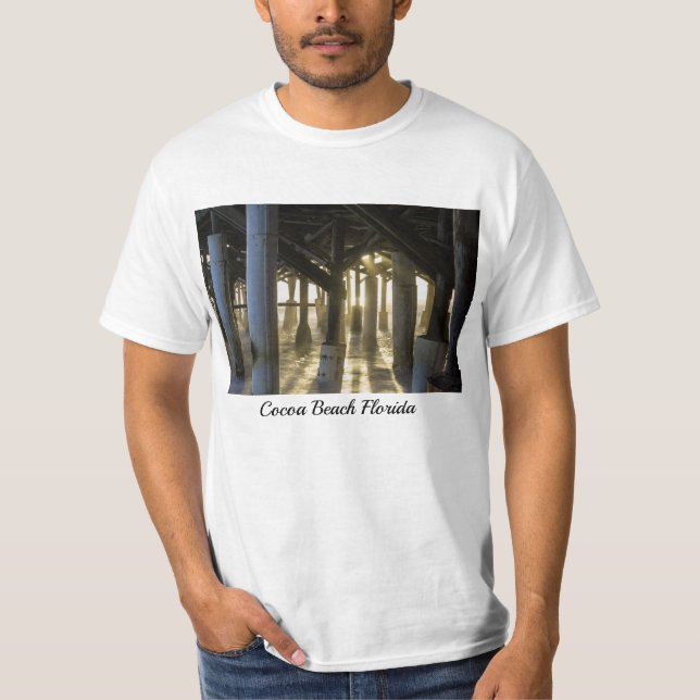 Goldenes Licht durch den T - Shirt (Vorderseite)