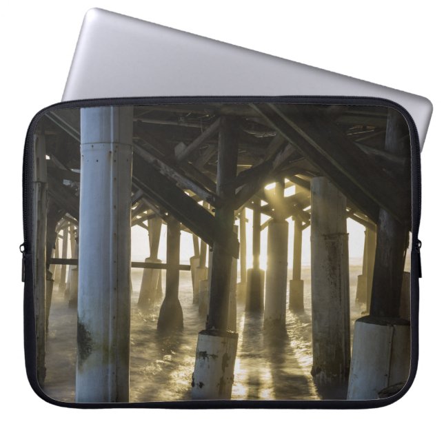 Goldenes Licht durch Laptopschutzhülle (Vorderseite)