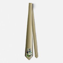 Goldenes Osterkreuz und weiße Lilly-Blume