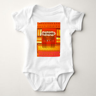Goldenes Rot Afrikanische traditionelle Farben Lus Baby Strampler