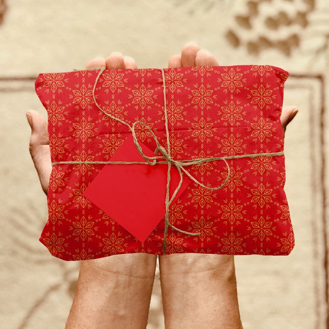 Goldenes Schneeflockenmuster auf Rot Seidenpapier (Golden Snowflake Pattern on Red Tissue Paper)