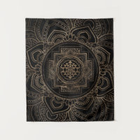 Goldenes Sri Yantra/Sri Chakra im Lotos