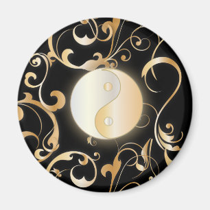 Goldenes Yin u. Yang mit Rollen Magnet