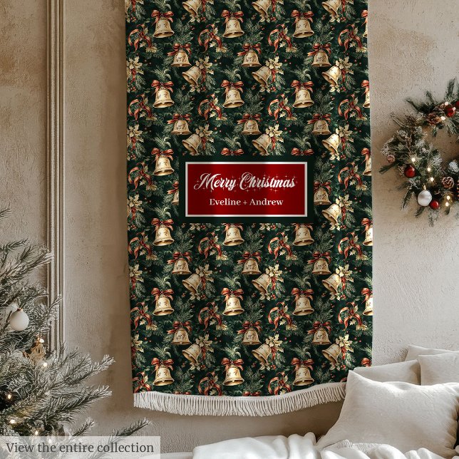 Goldfarbene Weihnachtsglocken tief grün Fleecedecke (Watercolor golden Christmas bells deep green Fleece Blanket)