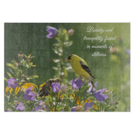 Goldfinch auf einer Harebell-Blume Schneidebrett