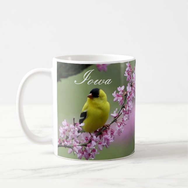 Goldfinch auf Redbud Branch, Iowa Staat Bird Tasse (Links)