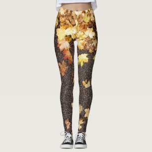 Goldgelber Ahorn verlasse Herbstasphaltsstraße Leggings