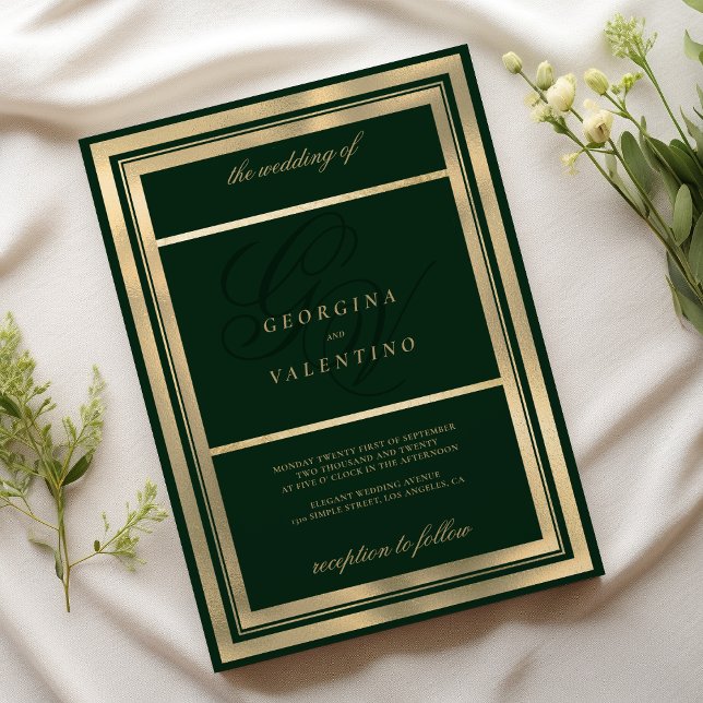 Goldgold dunkelgrüne Monogramm Initialen Hochzeit Einladung (Luxury gold dark green monogram initials wedding)