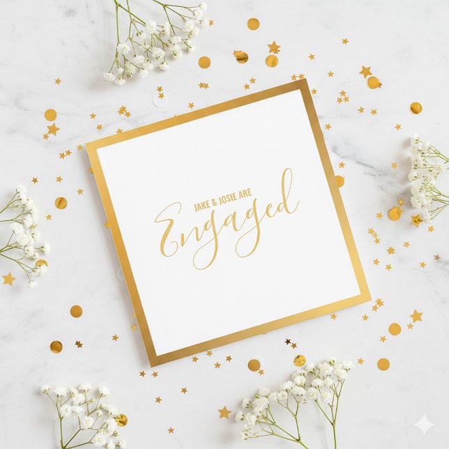 Goldgrenzbeteiligter Einladung (Gold border bright white elegant script engaged announcement card.)