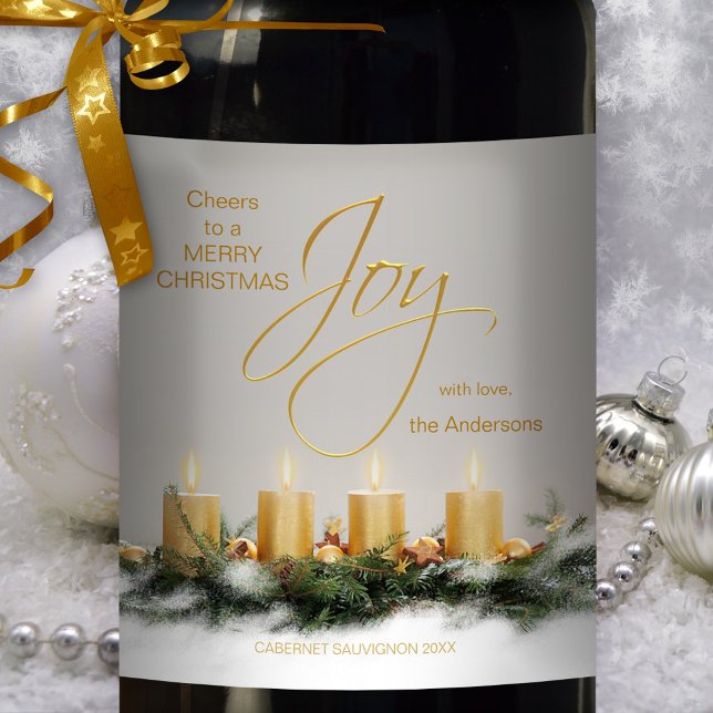 Goldkerzen Personalisiertes Weihnachtsweinlabel Weinetikett (A festive Christmas wine label featuring golden candles on a simple chic grey background)