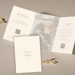 Goldmedaille für Hochzeiten von Elfenbein-Foto - E Dreifach Gefaltete Einladung<br><div class="desc">Elegante, minimale Typografie moderne Imitate Gold und Creme Elfenbein alles in einem Budget Hochzeitseinladung Vorlage mit 2 Fotos, uAwg und Details mit dem Scannen von QR-Codes mit einem schicken angesagten Kalligraphie-Skript und hellcremefarbenen transparente Overlay. Einfach mit ein oder zwei benutzerdefinierten Fotos personalisieren (Sie können das gleiche Foto auf beiden Seiten...</div>