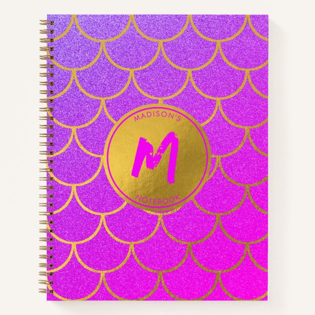 Goldmedaille Scales Rosa Lila Glitzer Monogram Notizbuch (Vorderseite)