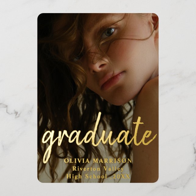 Goldmoderne Typografie 3 Foto Collage Abschluss Folieneinladung (Vorderseite)