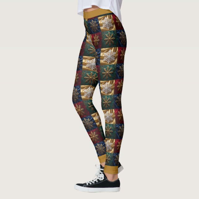 Goldschneeflocken auf dem Bild von Velvet Leggings (Links)