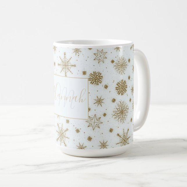 Goldschneeflocken Weißes Design Kaffeetasse (VorderseiteRechts)