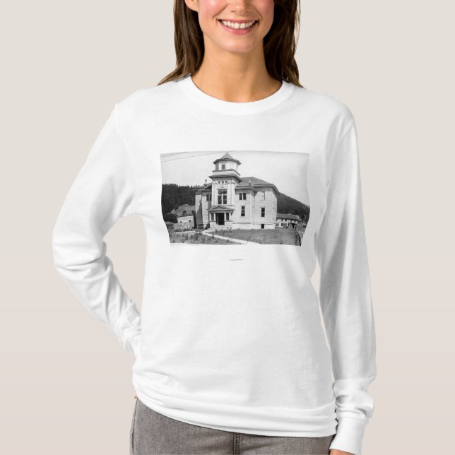 Goldstrand, Oregon-Ansicht des Gerichtsgebäudes T-Shirt (Vorderseite)