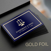 Goldwaagen der Justiz marineblauer Rechtsanwalt