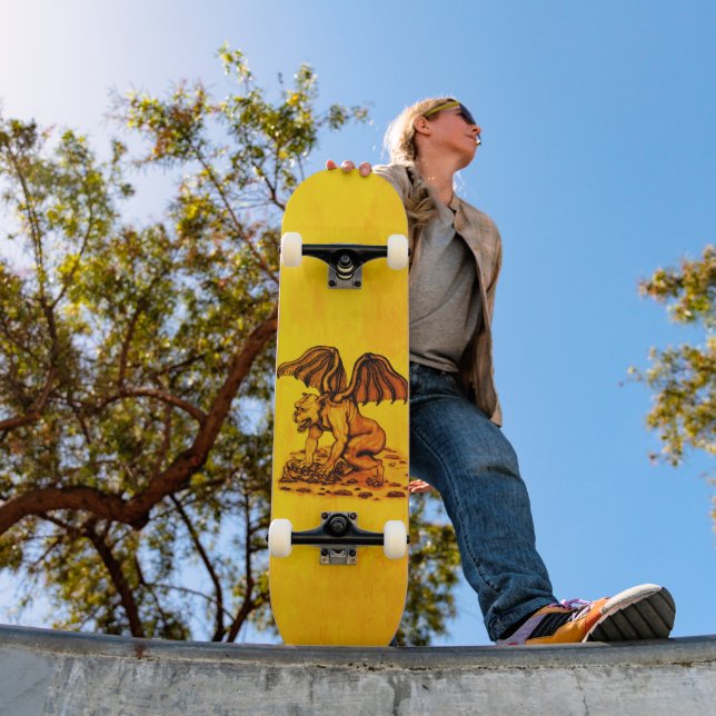 Golem Gargoyle Skateboard (Außenbereich 1)
