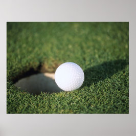 Golf Ball am Rand des Lochs Poster