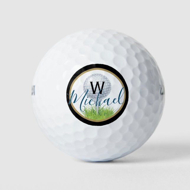 Golf Ball auf T-Shirt mit Name und Monogramm (Vorderseite)