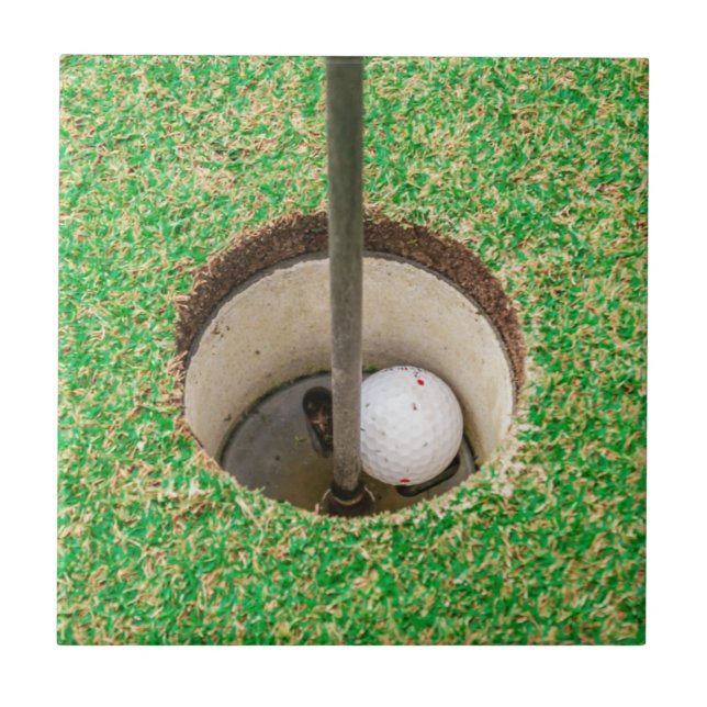 Golf Ball in Hole Fliese (Vorderseite)
