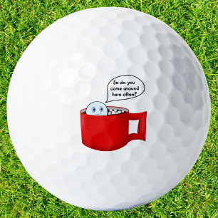 Golf Ball in Hot Chocolate mit Marshmallows