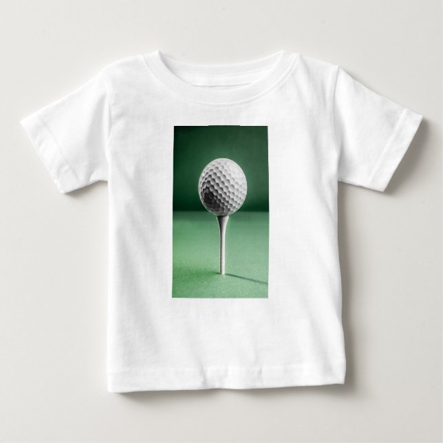 Golf Ball on T-Shirt (Vorderseite)