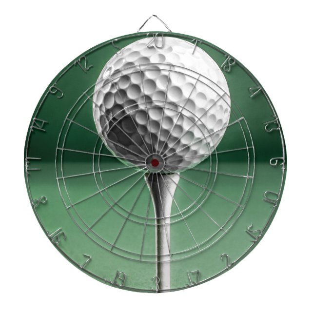 Golf Ball on T-Shirt Dartscheibe (vorne)