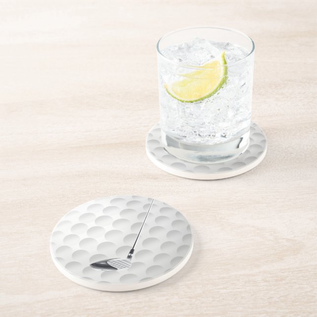 Golf Club auf Golf Ball Getränkeuntersetzer (Seite)