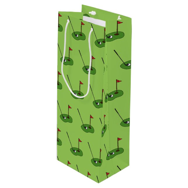 Golf Course Hole mit Flaggenmuster Geschenktüte Für Weinflaschen (Vorderseite Schrägansicht)