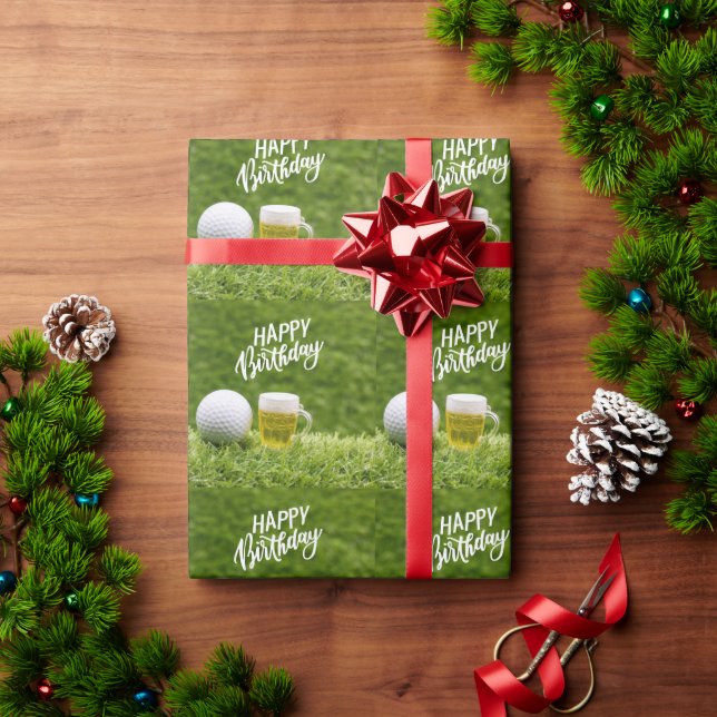 Golf Happy Birthday to Golfer mit Glas Bier  Geschenkpapier (Feiertagsgeschenk)