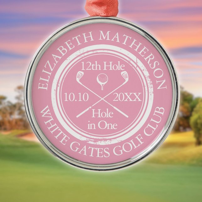Golf Hole in einem klassischen Personalisierten Ro Ornament Aus Metall (Golf Hole in One Classic Personalized Pink Metal Ornament)