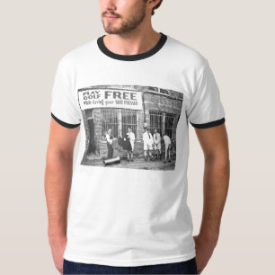 Golf kostenlos spielen (während man seinen Anzug b T-Shirt