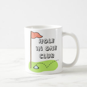 Golf-Loch in einem Verein trägt die Tasse