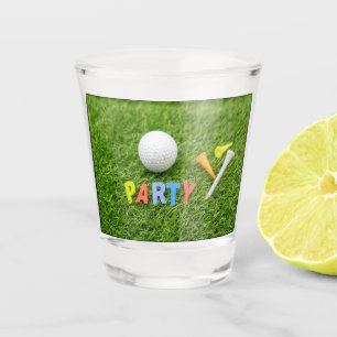 Golf Par T-Shirt auf grünem Gras für Golfer Party Schnapsglas