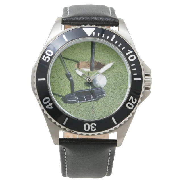 Golf Putting auf Green, Armbanduhr (Vorderseite)