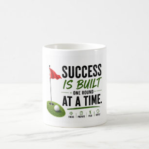 Golf-Rote-Flagge Golf-Lifestyle-Typografie-Design Kaffeetasse