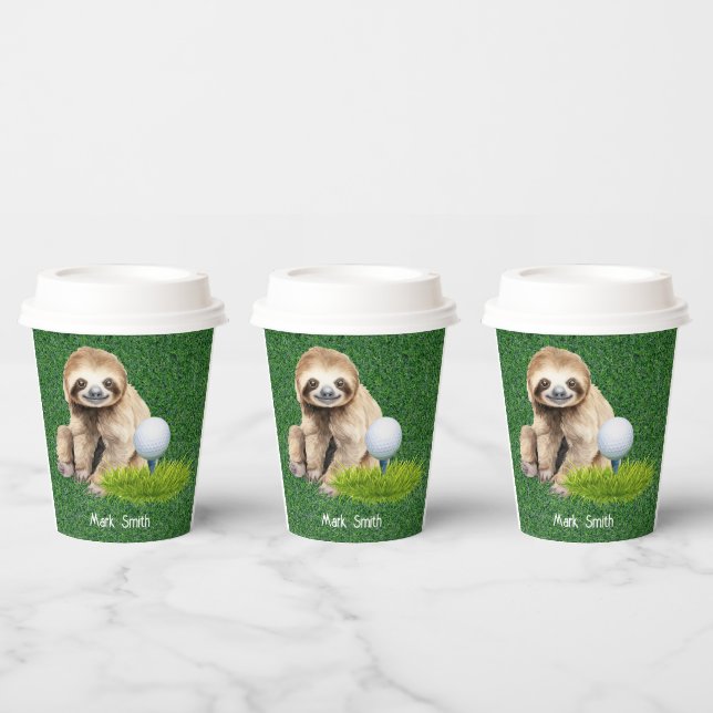 Golf Sloth Golfer auf grünem Gras Pappbecher (Multi)