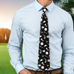 Golf Vater Krawatte<br><div class="desc">Golf Vater Geschenk mit einem Muster von Golfausrüstung wie Golfschläger, Huthandschuhe, etc. Ein nachdenkliches Geschenk für Golfliebhaber Vater, Golfgroßvater oder GolfOnkel am Geburtstag, Vatertag oder Großelterntag.</div>