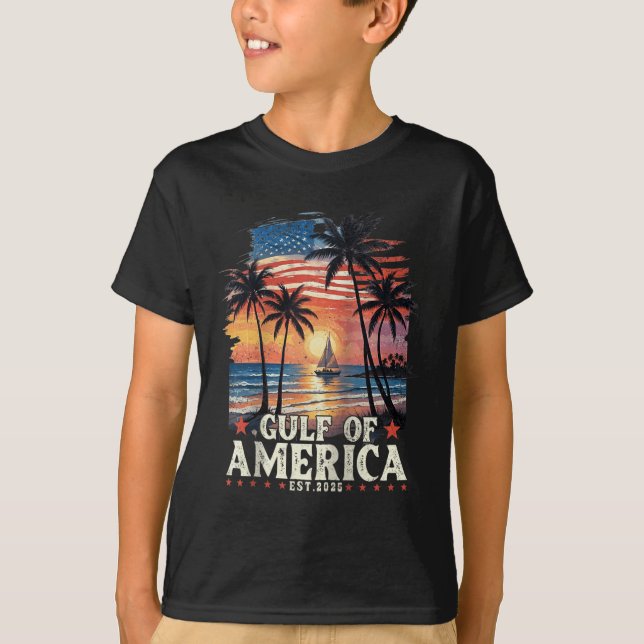 Golf von Amerika Est 2025 USA Flag Gul T-Shirt (Vorderseite)