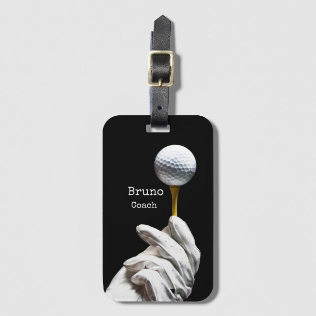 Golfball auf Button neben dem schwarzen Hintergrun Gepäckanhänger (Vorderseite Vertikal)