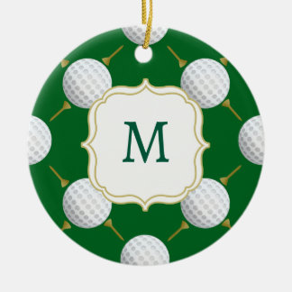 Golfbälle und Tees auf Grün Keramik Ornament