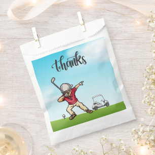 Golfer-Dabbing auf dem Golfplatz danke Geschenktütchen