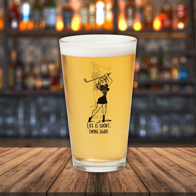 Golfer Life Sprichwort Retro Style Girl Glas (Von Creator hochgeladen)