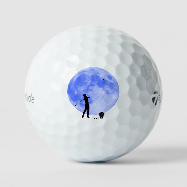 Golfer und ein Blue Moon Inspiration Shoot for The Golfball (Vorderseite)