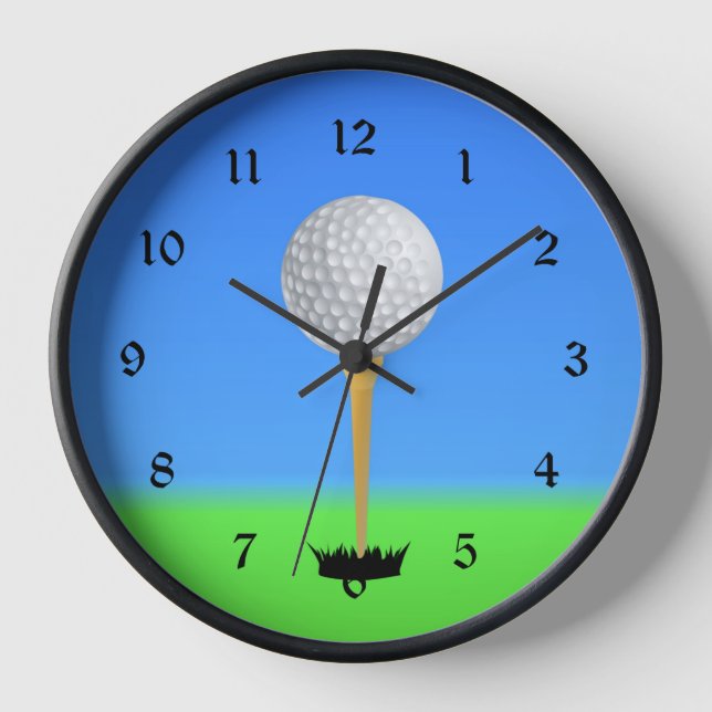 Golfspielen - Golf Ball auf einem T-Shirt Uhr (Vorderseite)