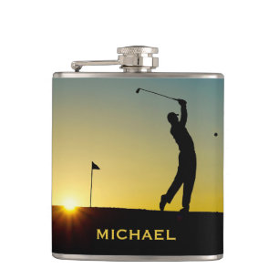 Golfspieler bei Sonnenuntergang Personalisiert Flachmann