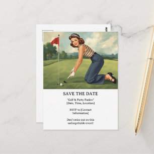 Golfspielerin golfend auf Grün Postkarte