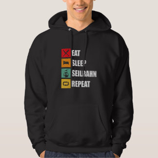 Gondelbahn mit Aussicht Sass Café - Wine Bar Hoodie