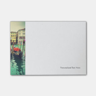 Gondeln am Canale Grande, Venedig, Italien. Retro Post-it Klebezettel